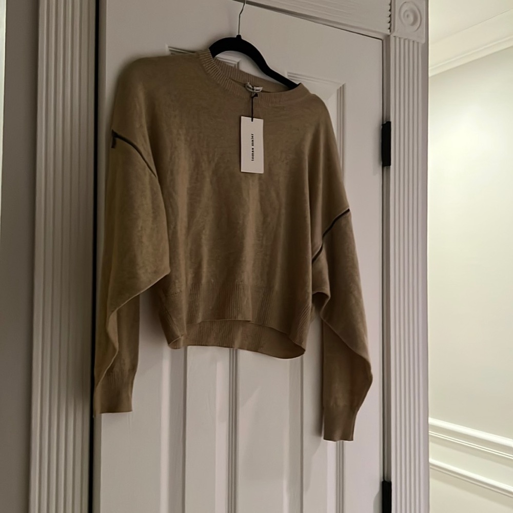 Shirt  NWT tags on never worn